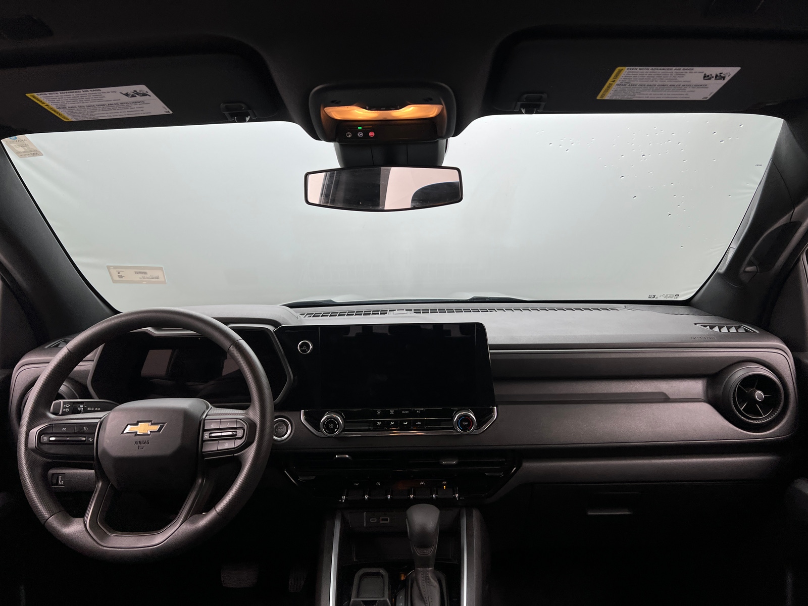 Thumbnail: 2024 Chevrolet Colorado - 3