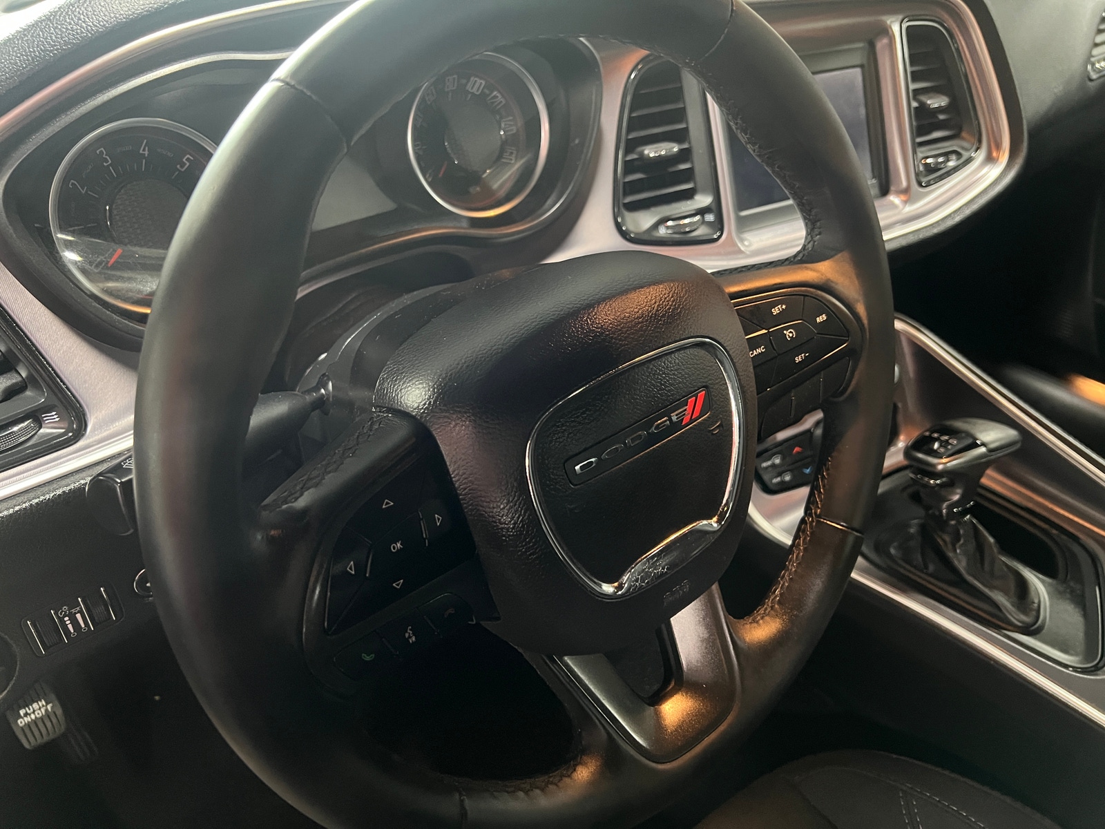 Thumbnail: 2019 Dodge Challenger - 4