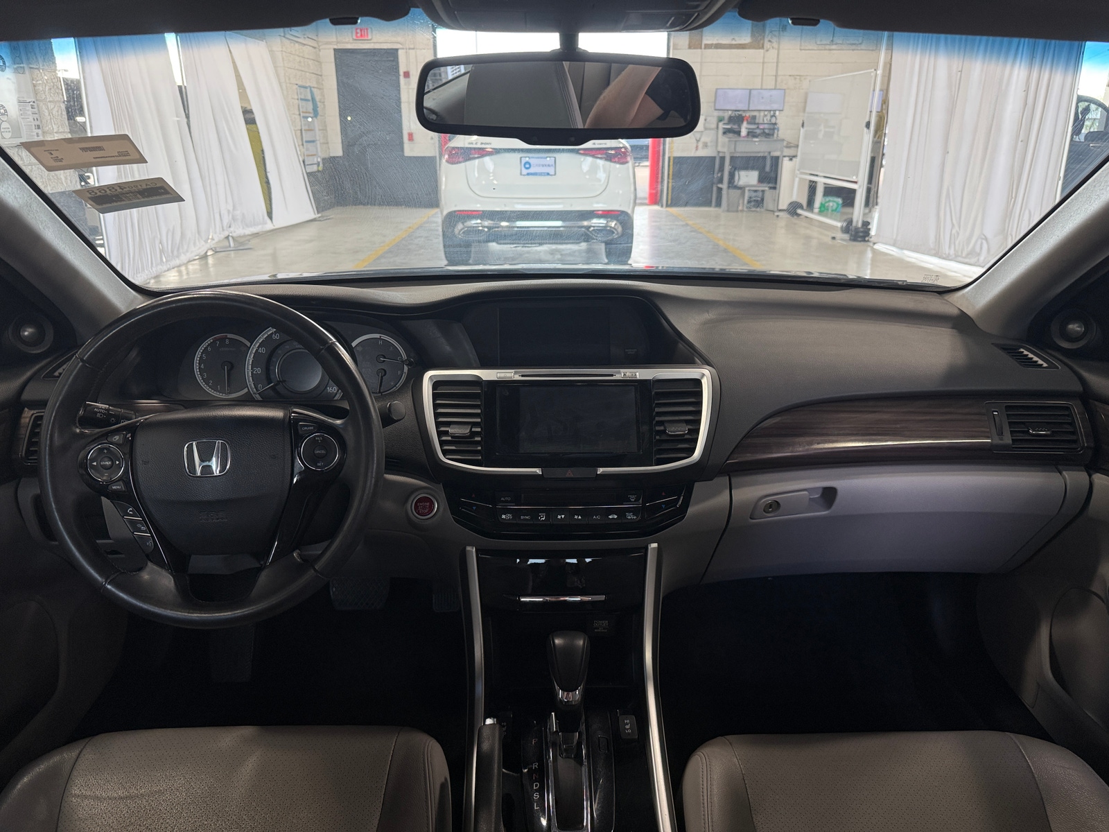 Thumbnail: 2017 Honda Accord - 2