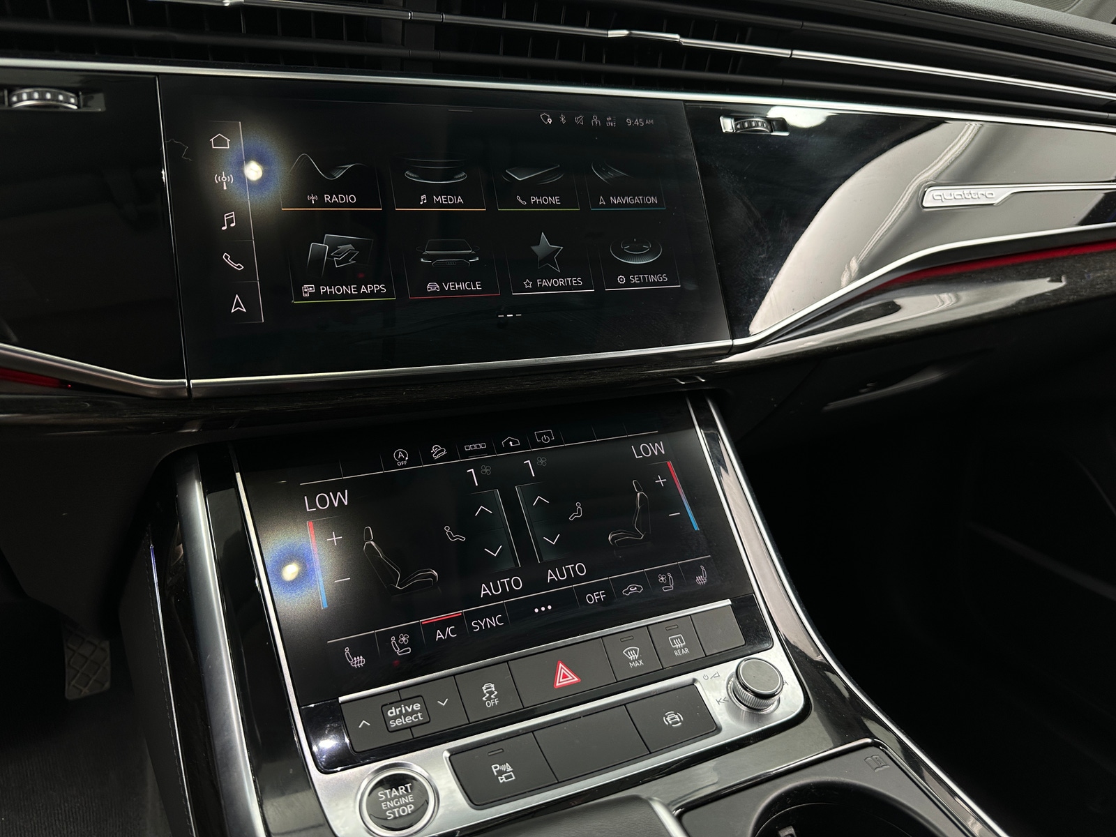 Thumbnail: 2023 Audi Q7 - 3