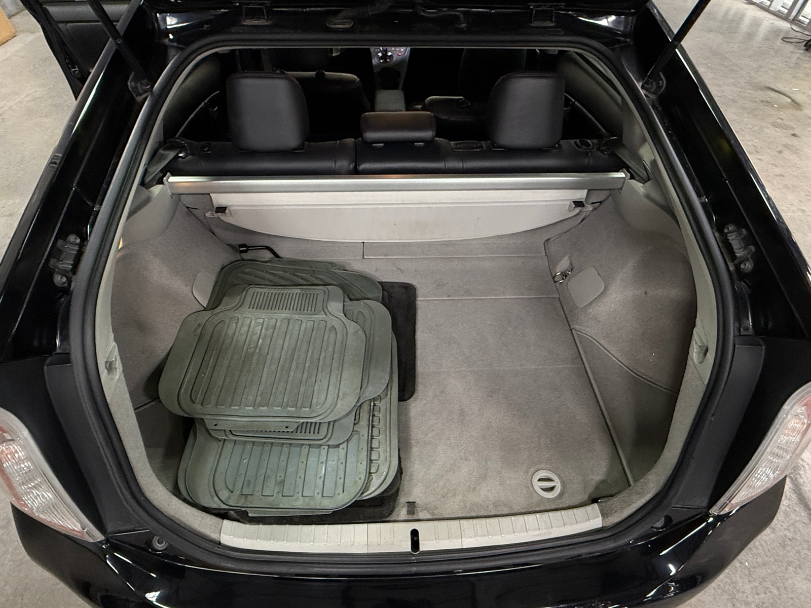 Thumbnail: 2013 Toyota Prius - 7
