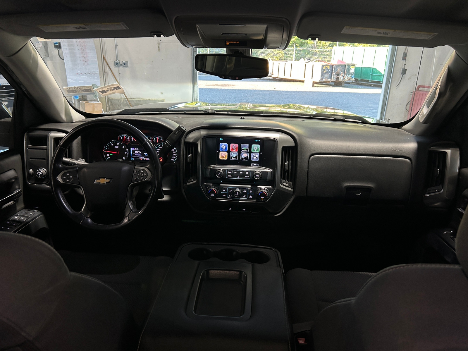 Thumbnail: 2017 Chevrolet Silverado 1500 - 3