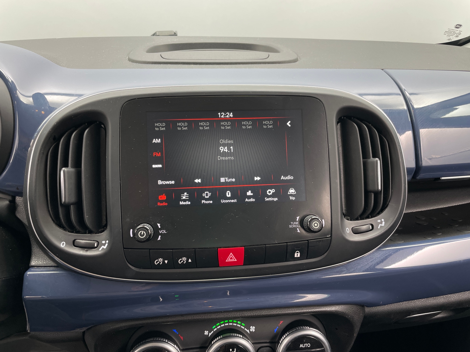 Thumbnail: 2019 Fiat 500L - 4