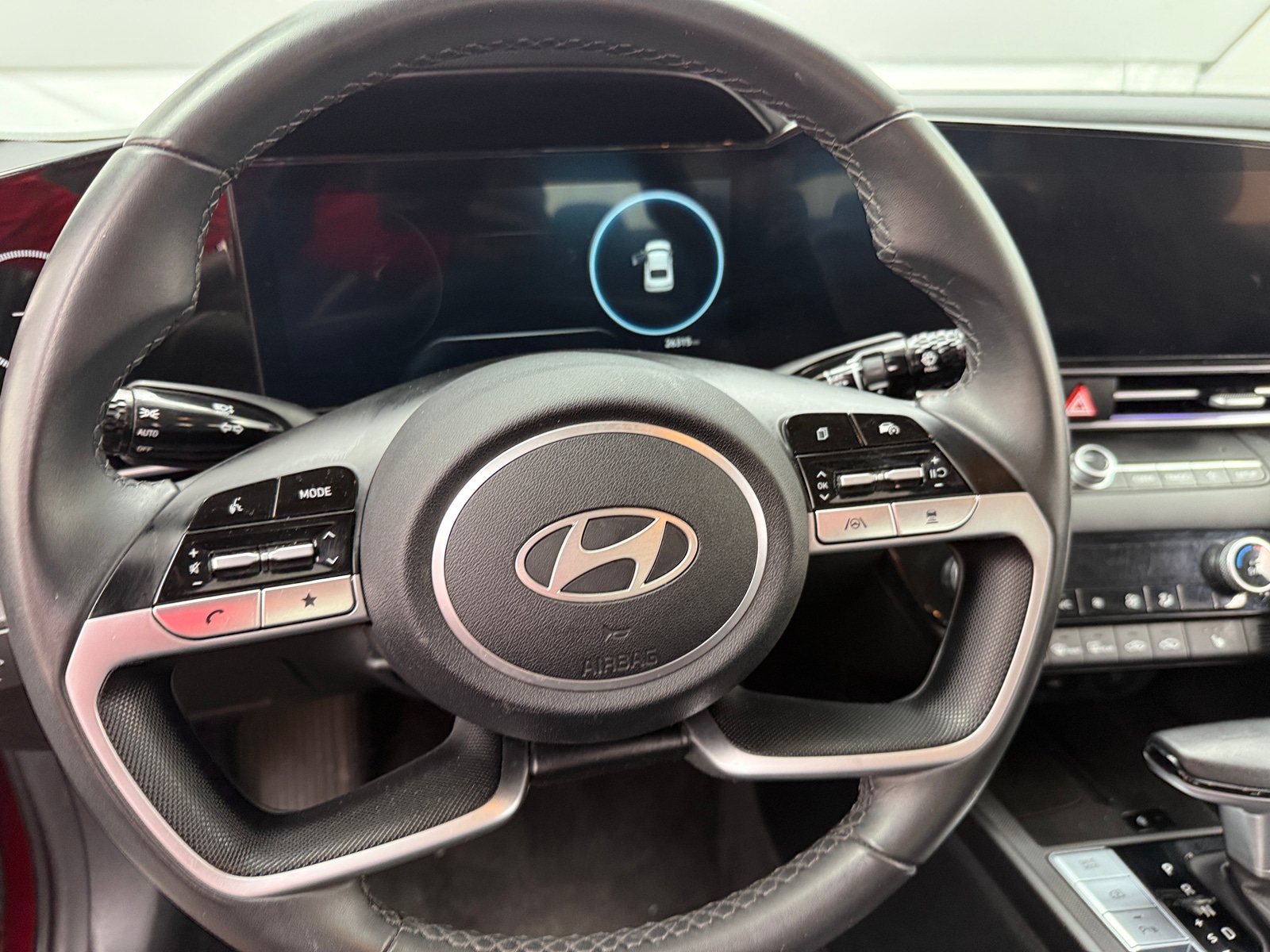 Thumbnail: 2024 Hyundai Elantra - 4