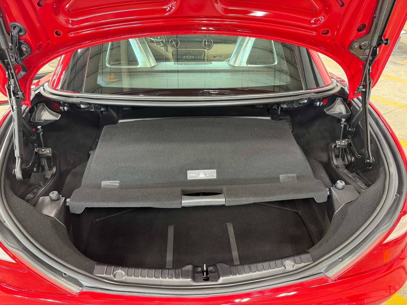 Thumbnail: 2015 Mercedes-Benz SLK - 5