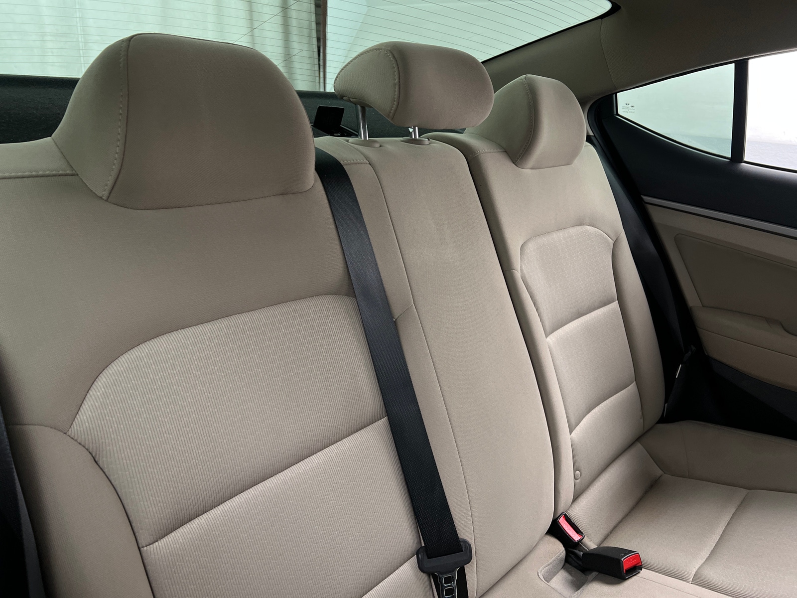 Thumbnail: 2017 Hyundai Elantra - 6