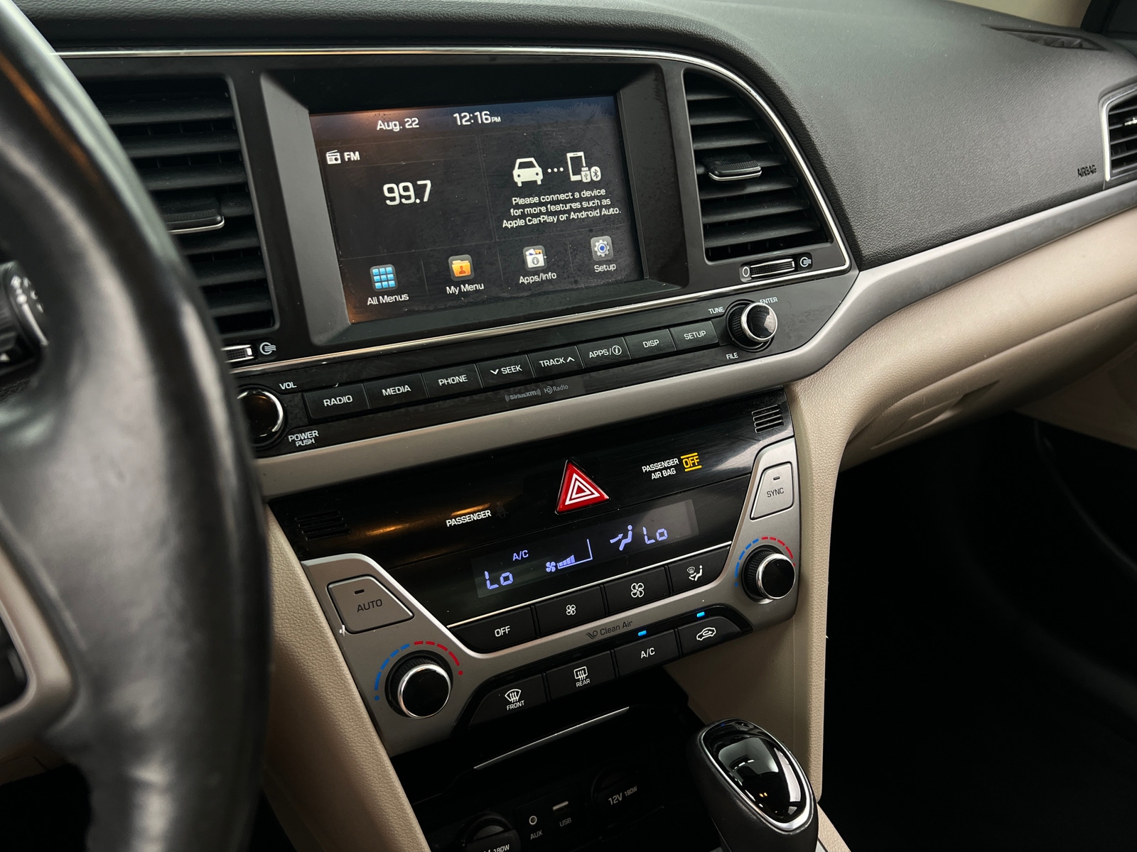 Thumbnail: 2017 Hyundai Elantra - 4