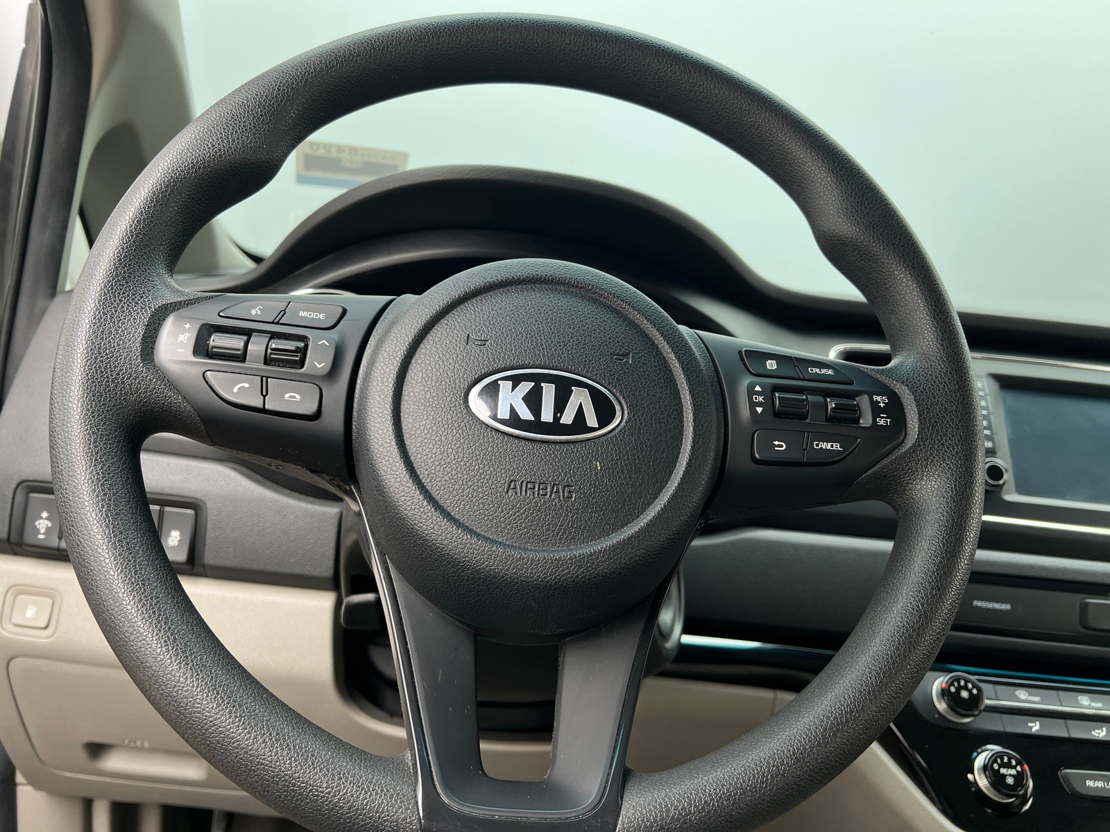 Thumbnail: 2020 Kia Sedona - 5