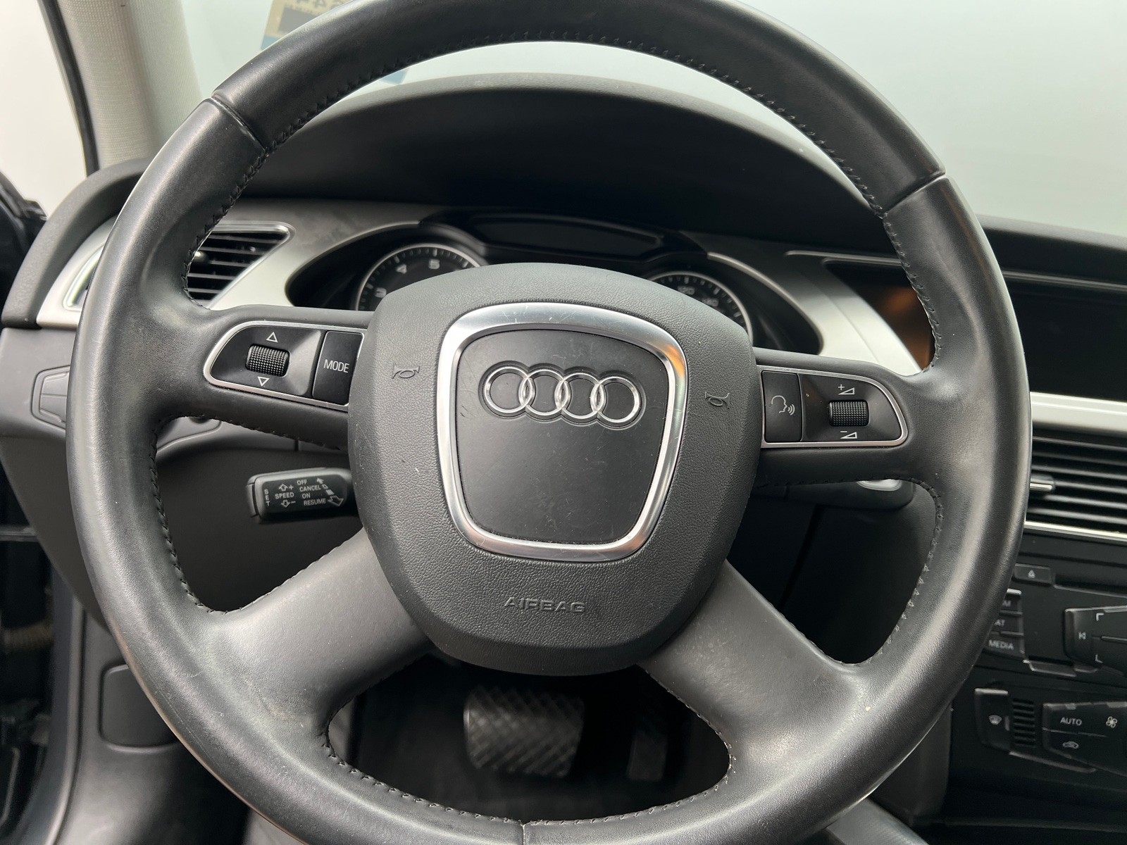 Thumbnail: 2012 Audi A4 - 4