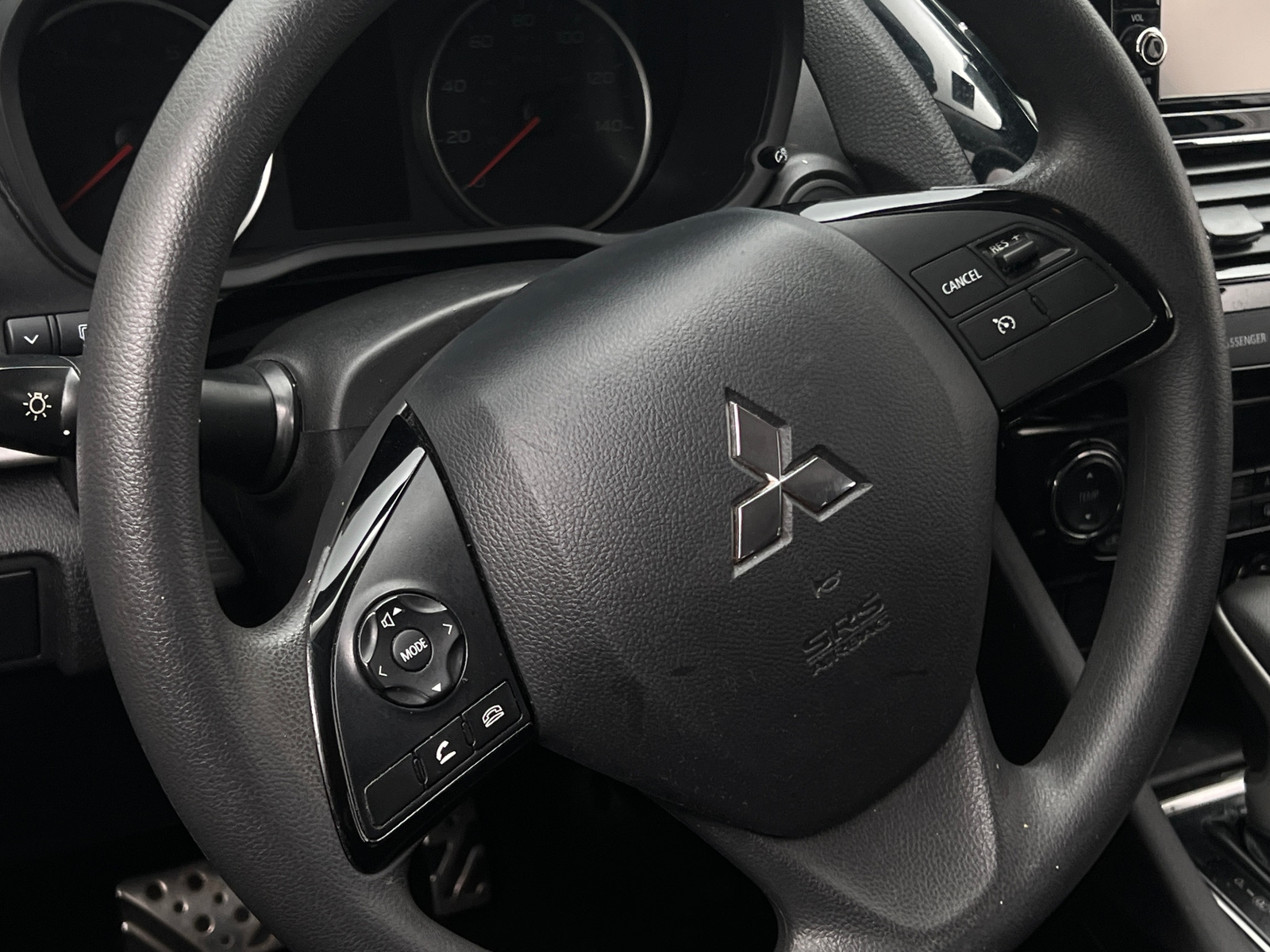 Thumbnail: 2023 Mitsubishi Eclipse Cross - 5