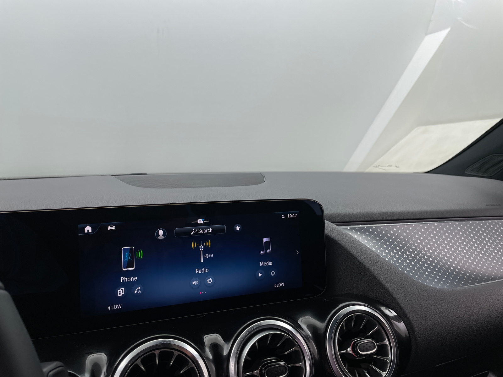 Thumbnail: 2025 Mercedes-Benz GLA - 3