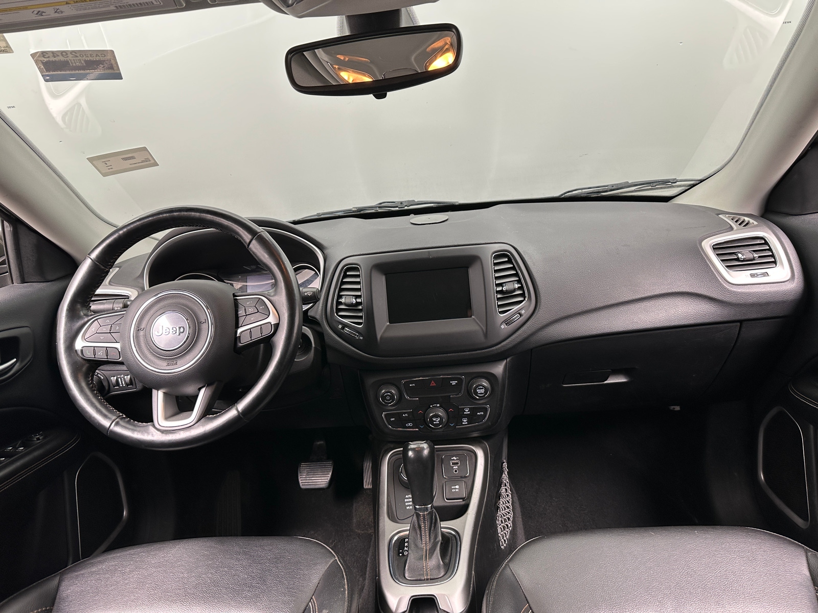 Thumbnail: 2019 Jeep Compass - 3