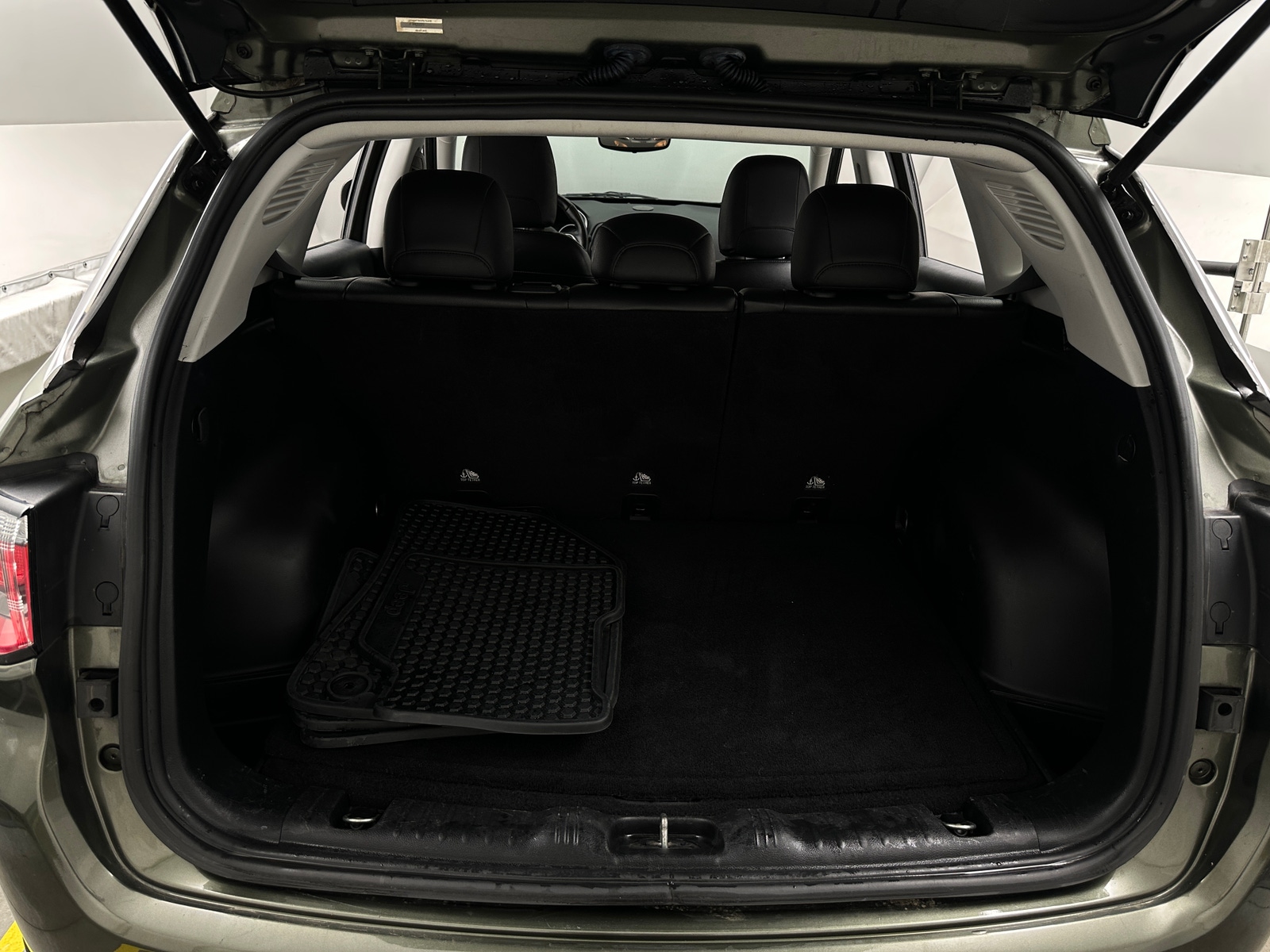 Thumbnail: 2019 Jeep Compass - 7
