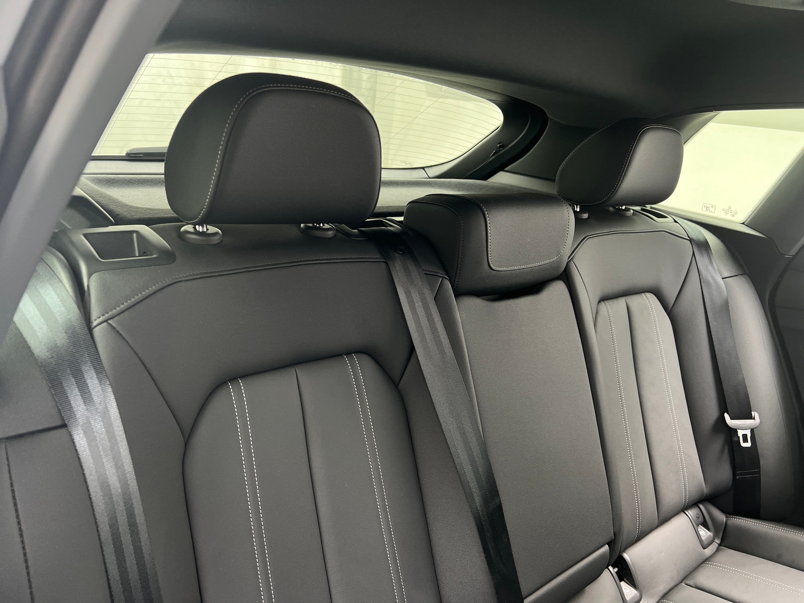 Thumbnail: 2024 Audi Q4 e-tron - 5