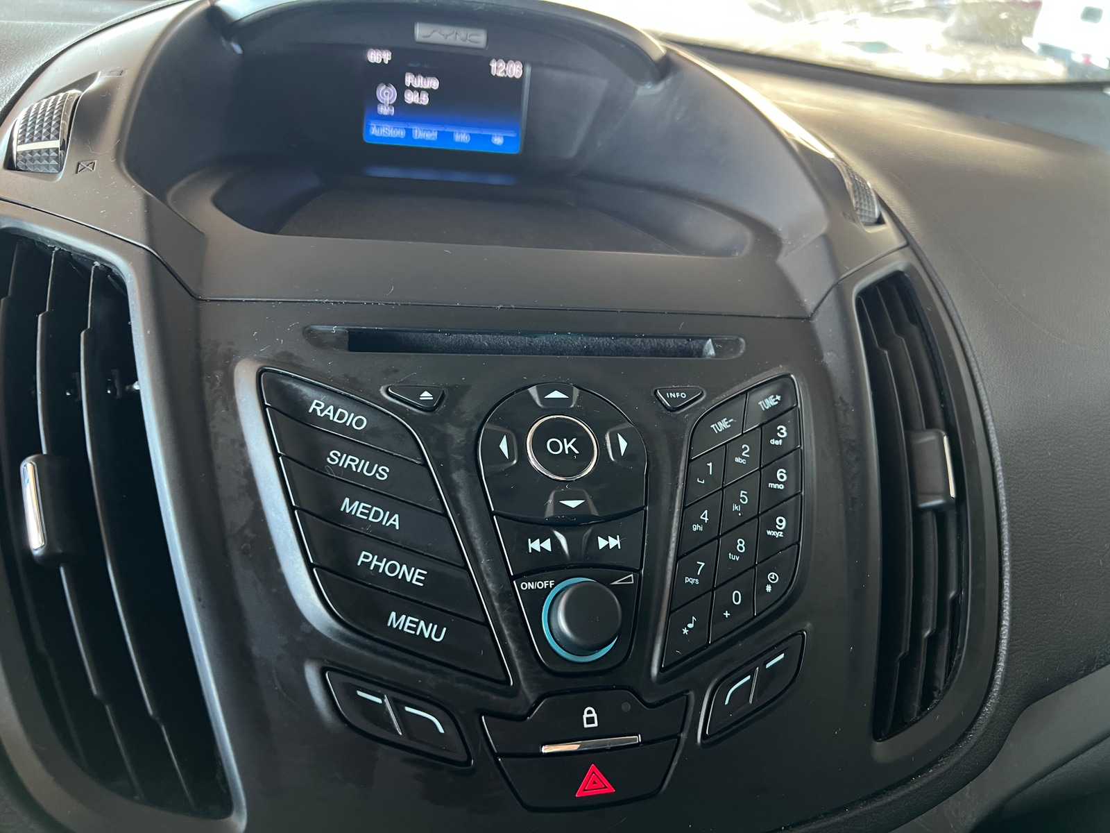 Thumbnail: 2016 Ford Escape - 4