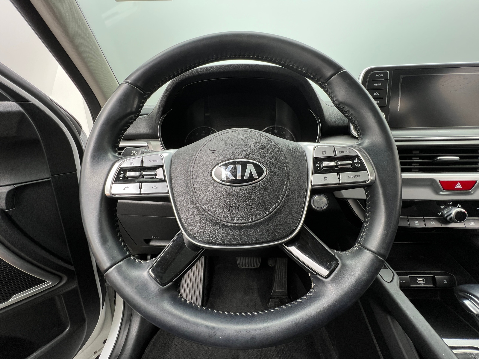 Thumbnail: 2020 Kia Telluride - 4