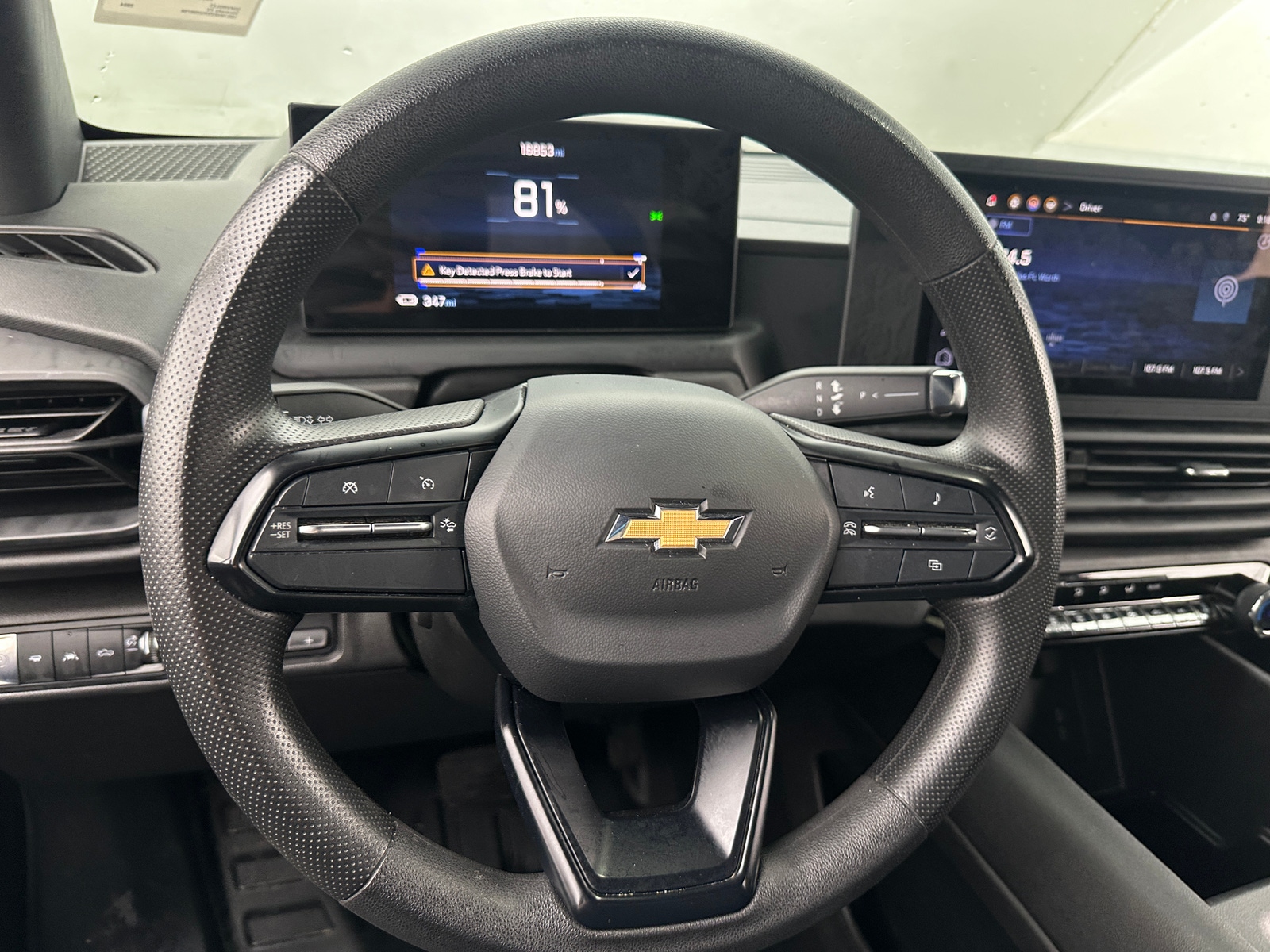 Thumbnail: 2024 Chevrolet Silverado EV - 4