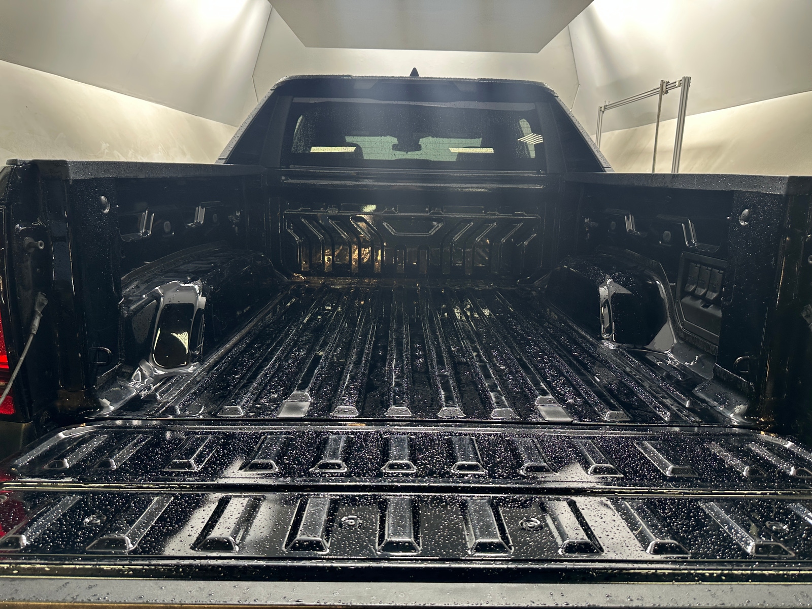 Thumbnail: 2024 Chevrolet Silverado EV - 6