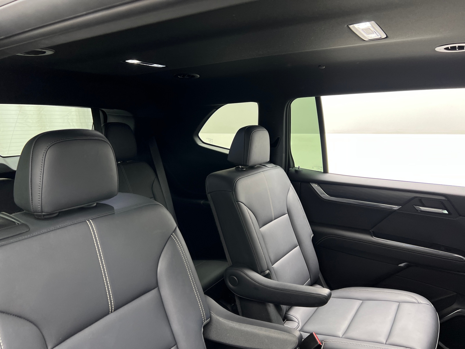 Thumbnail: 2024 GMC Acadia - 5