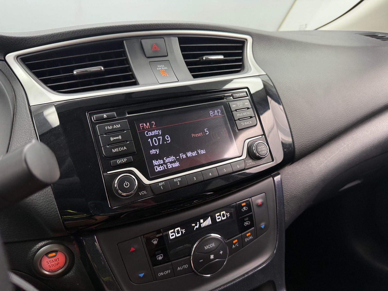 Thumbnail: 2018 Nissan Sentra - 4