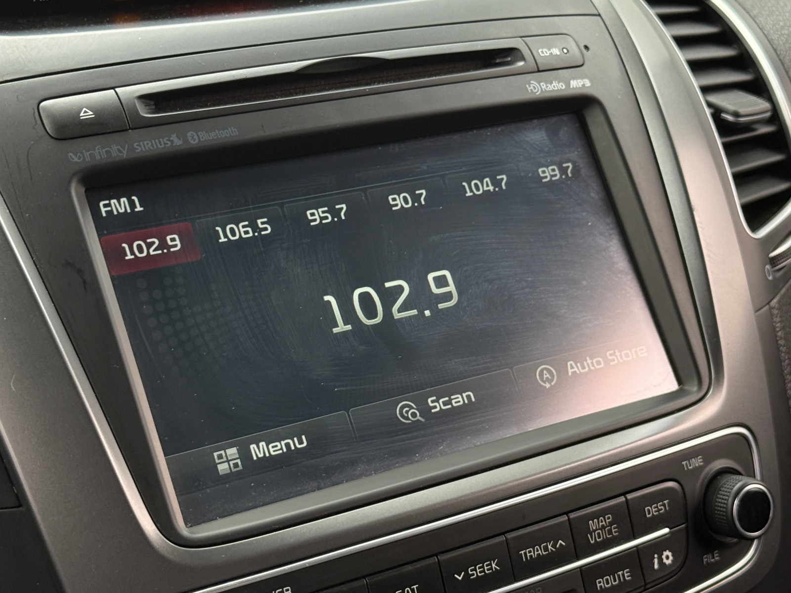 Thumbnail: 2014 Kia Sorento - 3