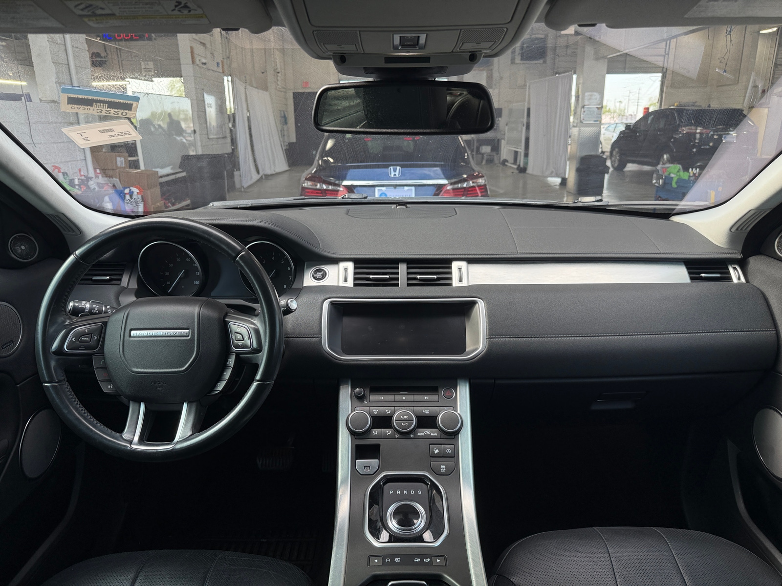 Thumbnail: 2017 Land Rover Range Rover Evoque - 2