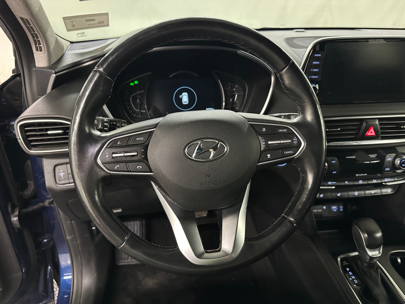 Thumbnail: 2020 Hyundai Santa Fe - 4