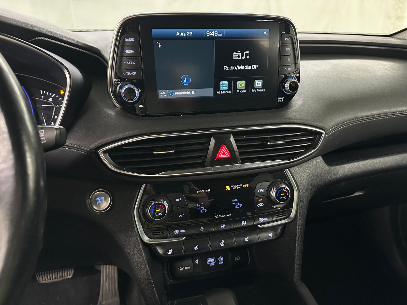Thumbnail: 2020 Hyundai Santa Fe - 3