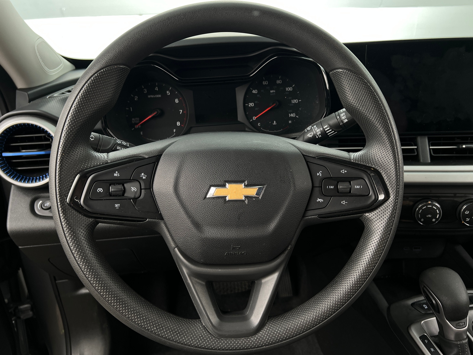 Thumbnail: 2024 Chevrolet Trax - 5