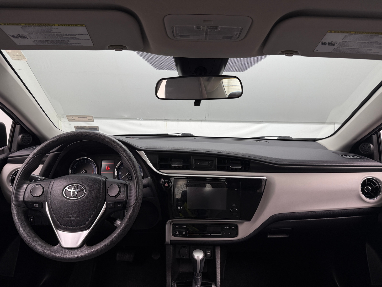 Thumbnail: 2018 Toyota Corolla - 3