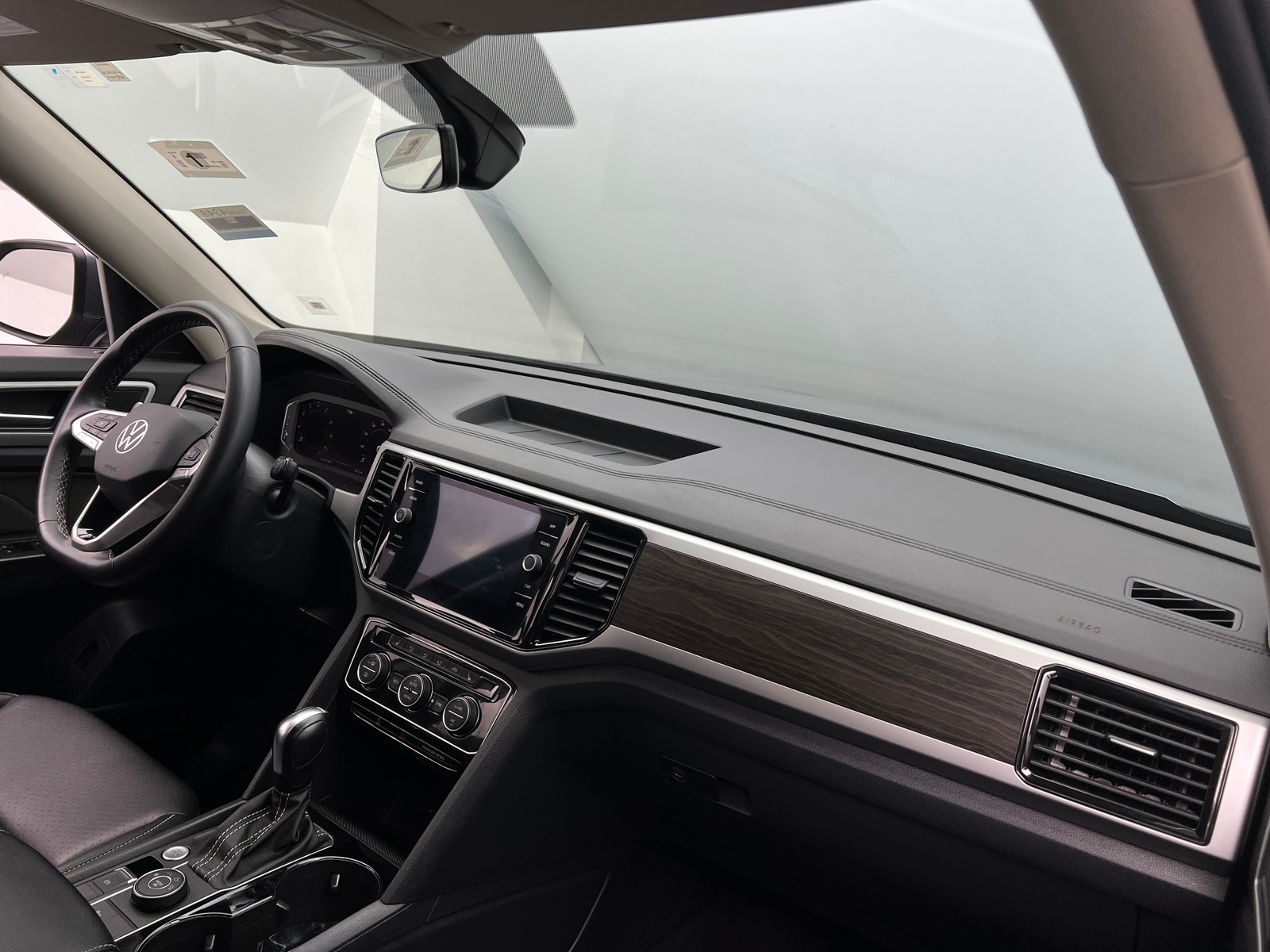 Thumbnail: 2023 Volkswagen Atlas - 2