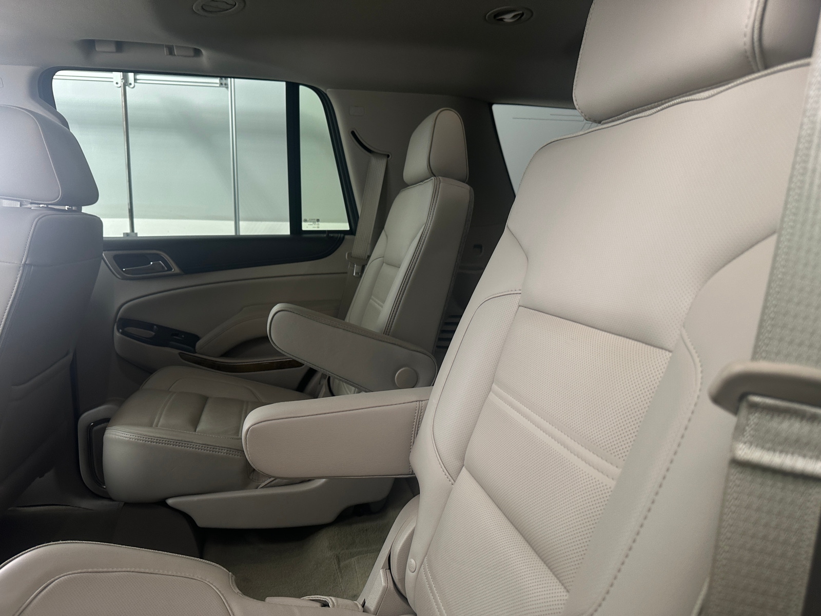 Thumbnail: 2017 GMC Yukon - 5