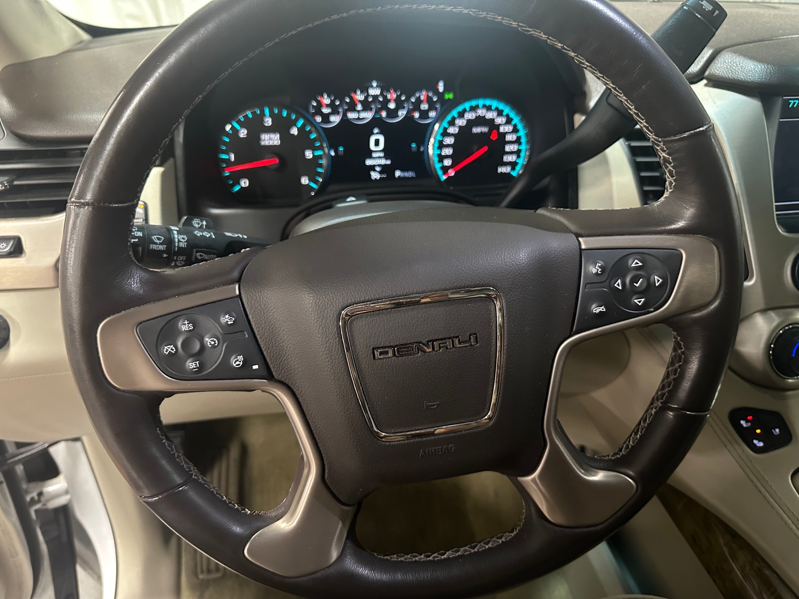 Thumbnail: 2017 GMC Yukon - 4