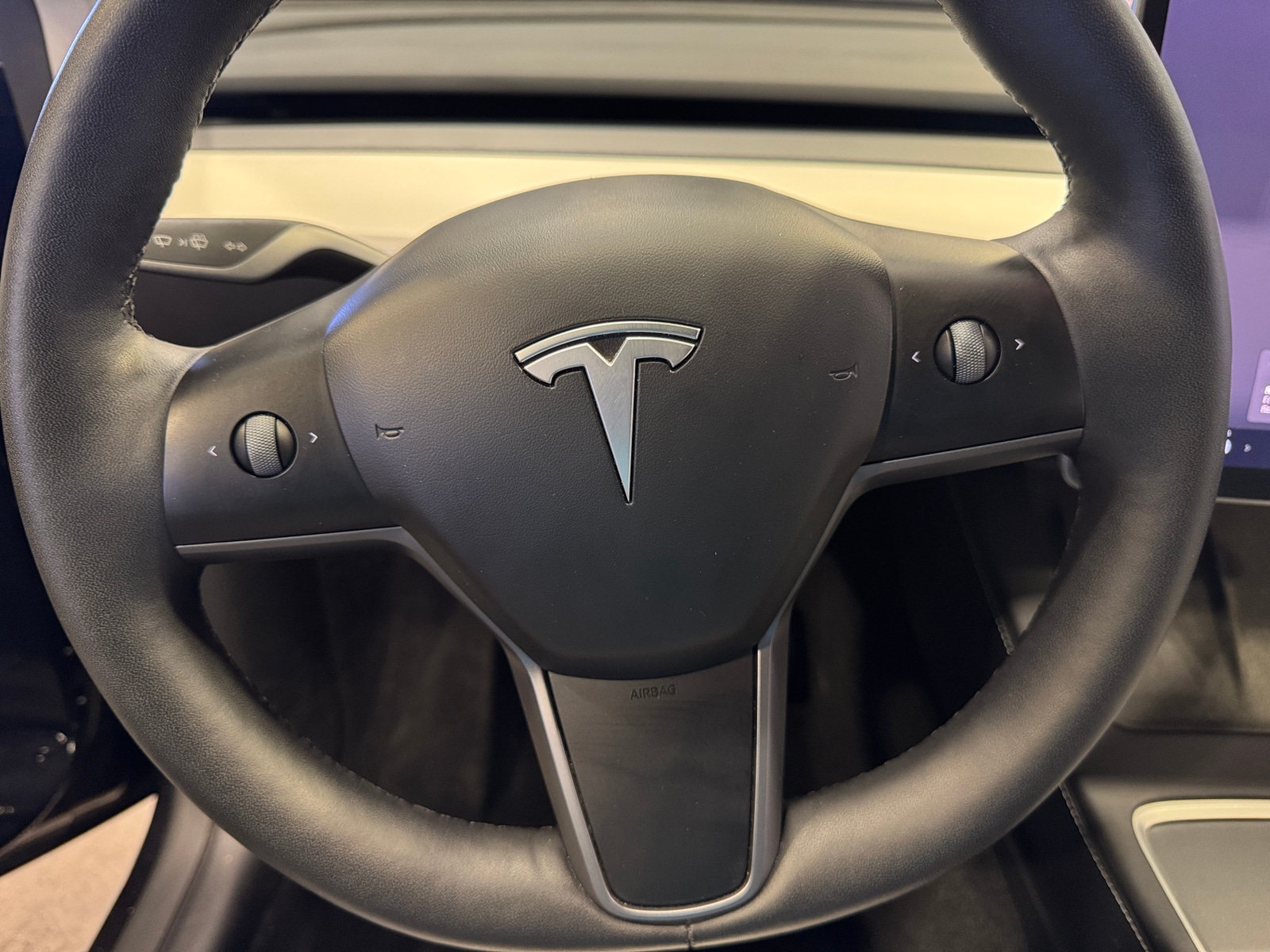 Thumbnail: 2024 Tesla Model Y - 4