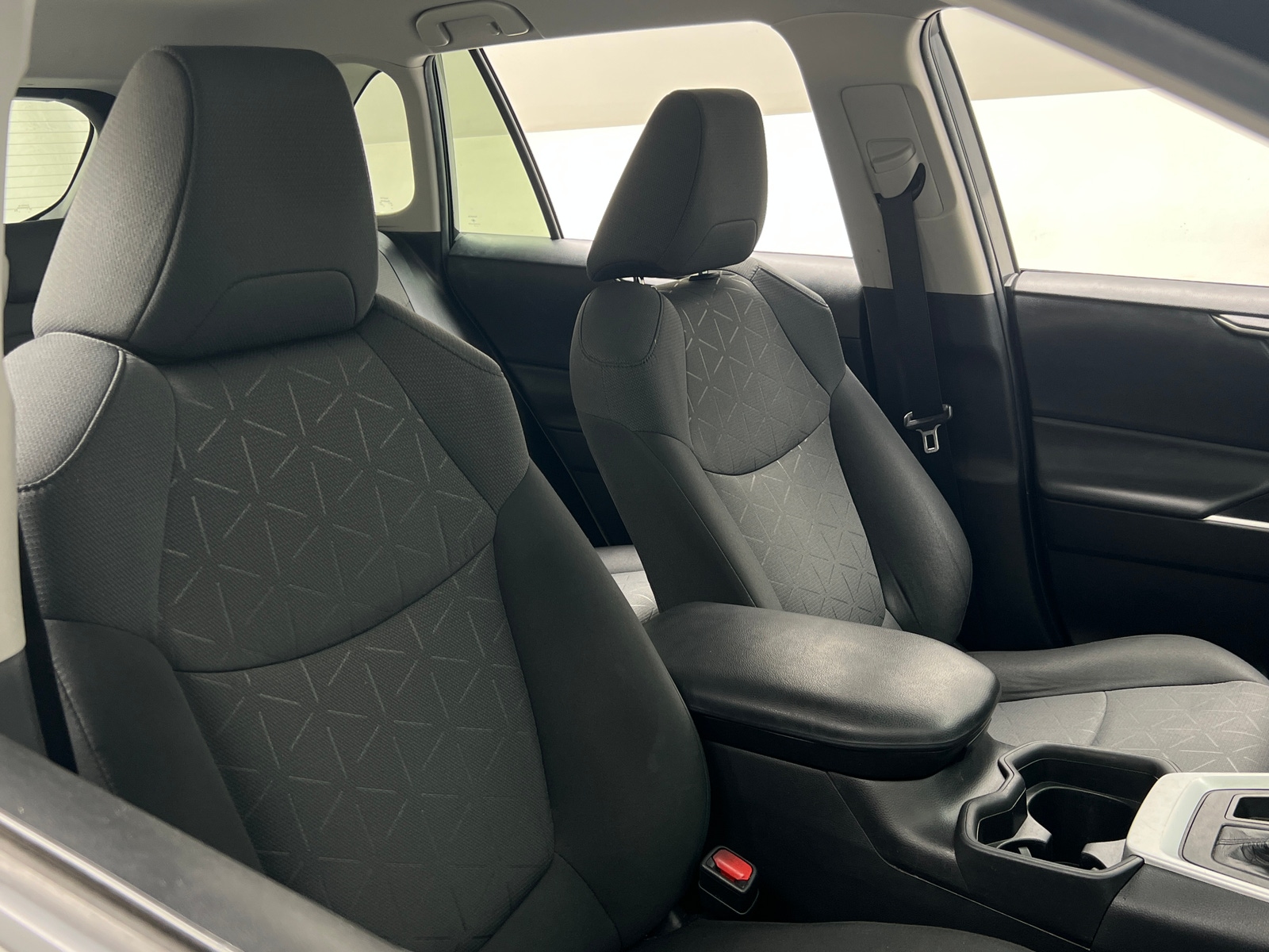 Thumbnail: 2021 Toyota RAV4 - 2