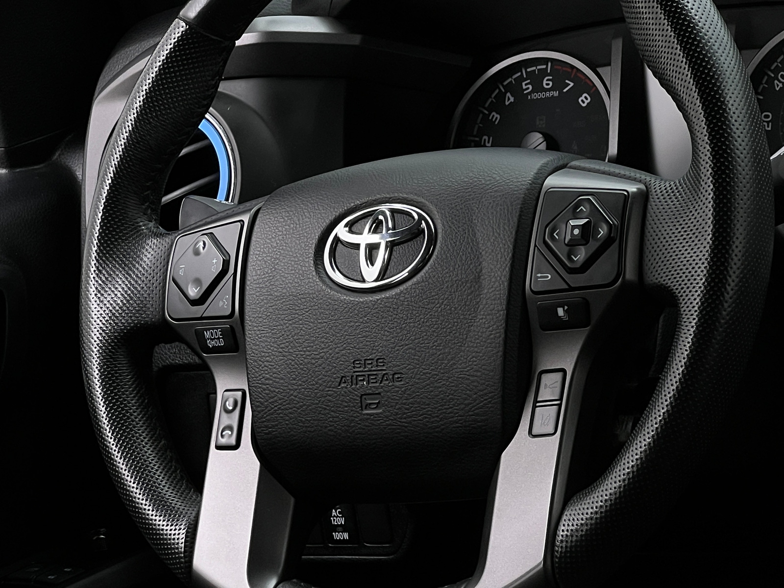 Thumbnail: 2021 Toyota Tacoma - 5