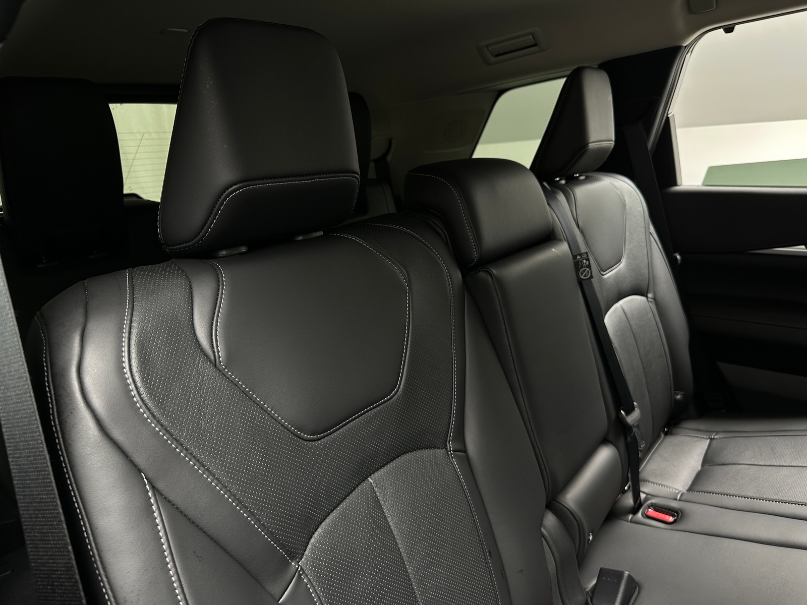 Thumbnail: 2025 INFINITI QX60 - 5
