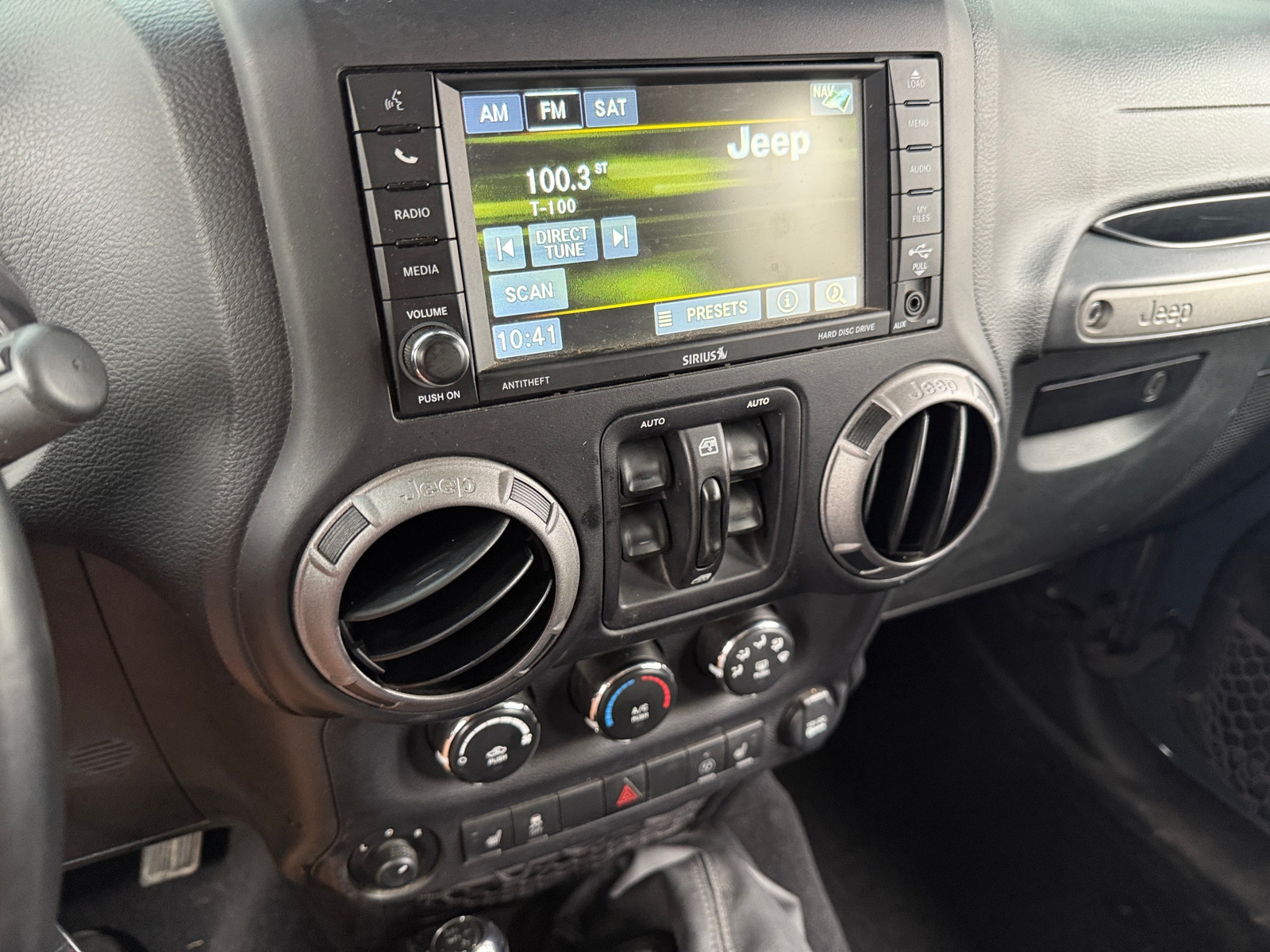 Thumbnail: 2017 Jeep Wrangler - 4
