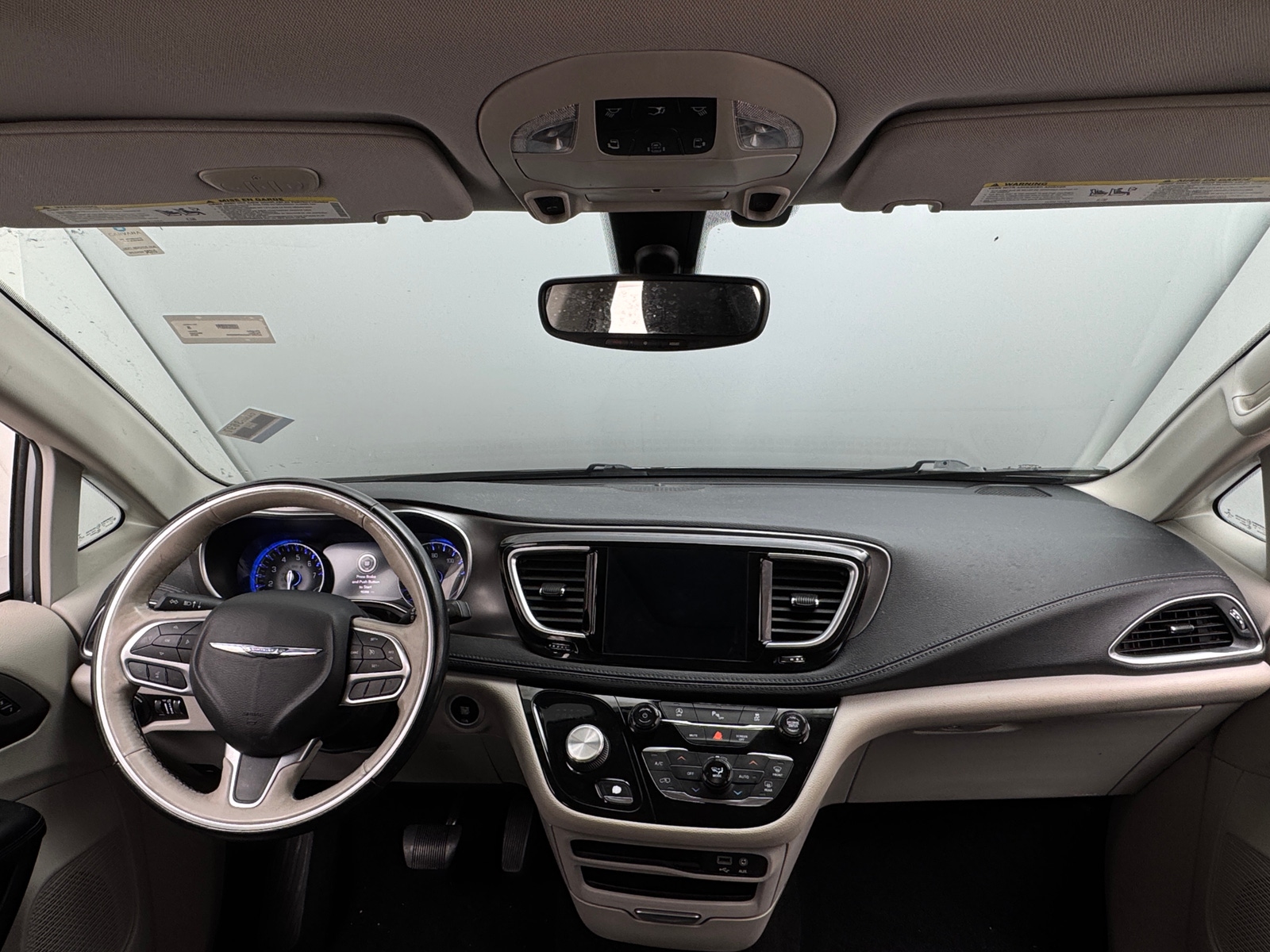 Thumbnail: 2019 Chrysler Pacifica - 2