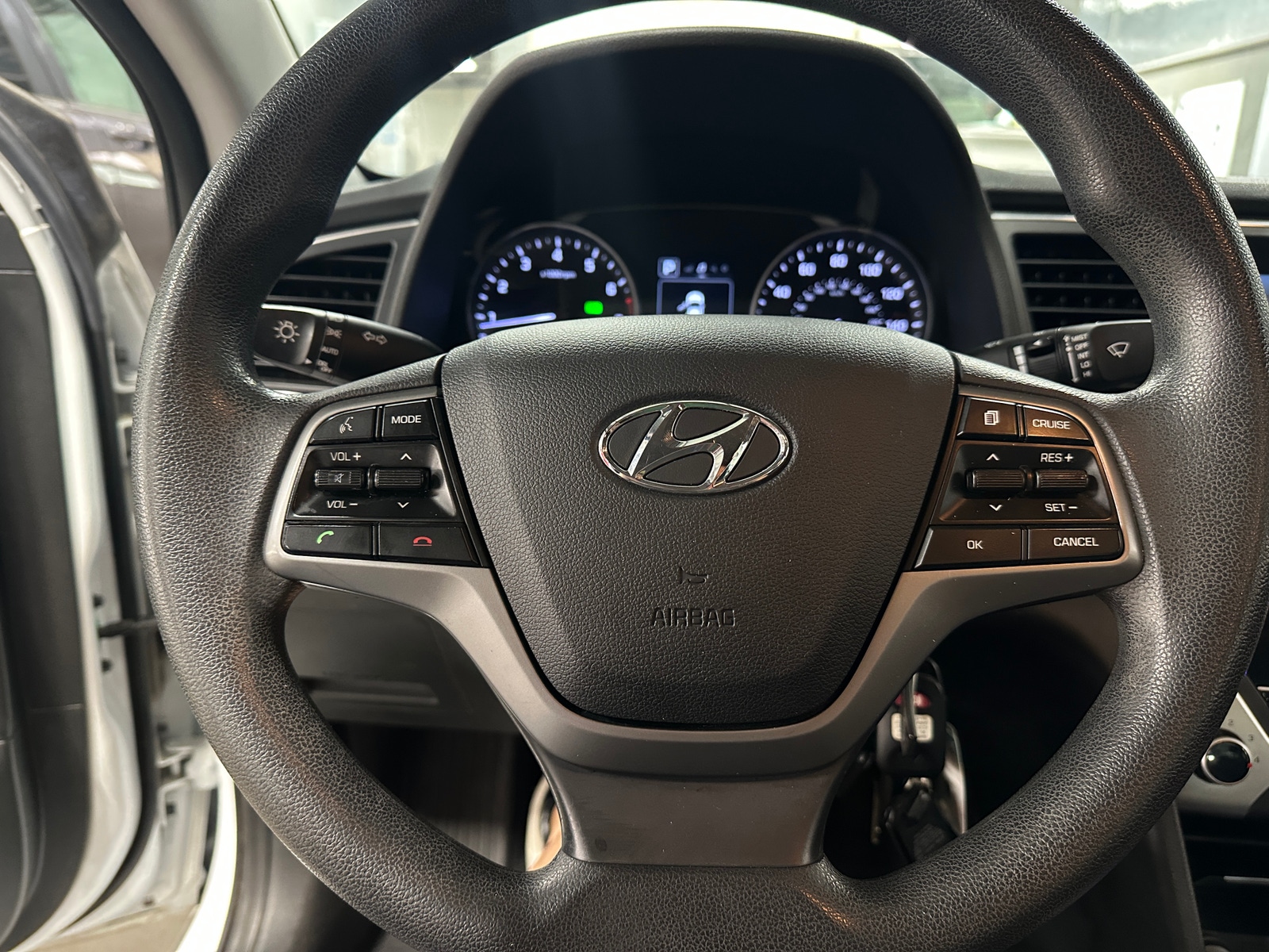 Thumbnail: 2018 Hyundai Elantra - 5