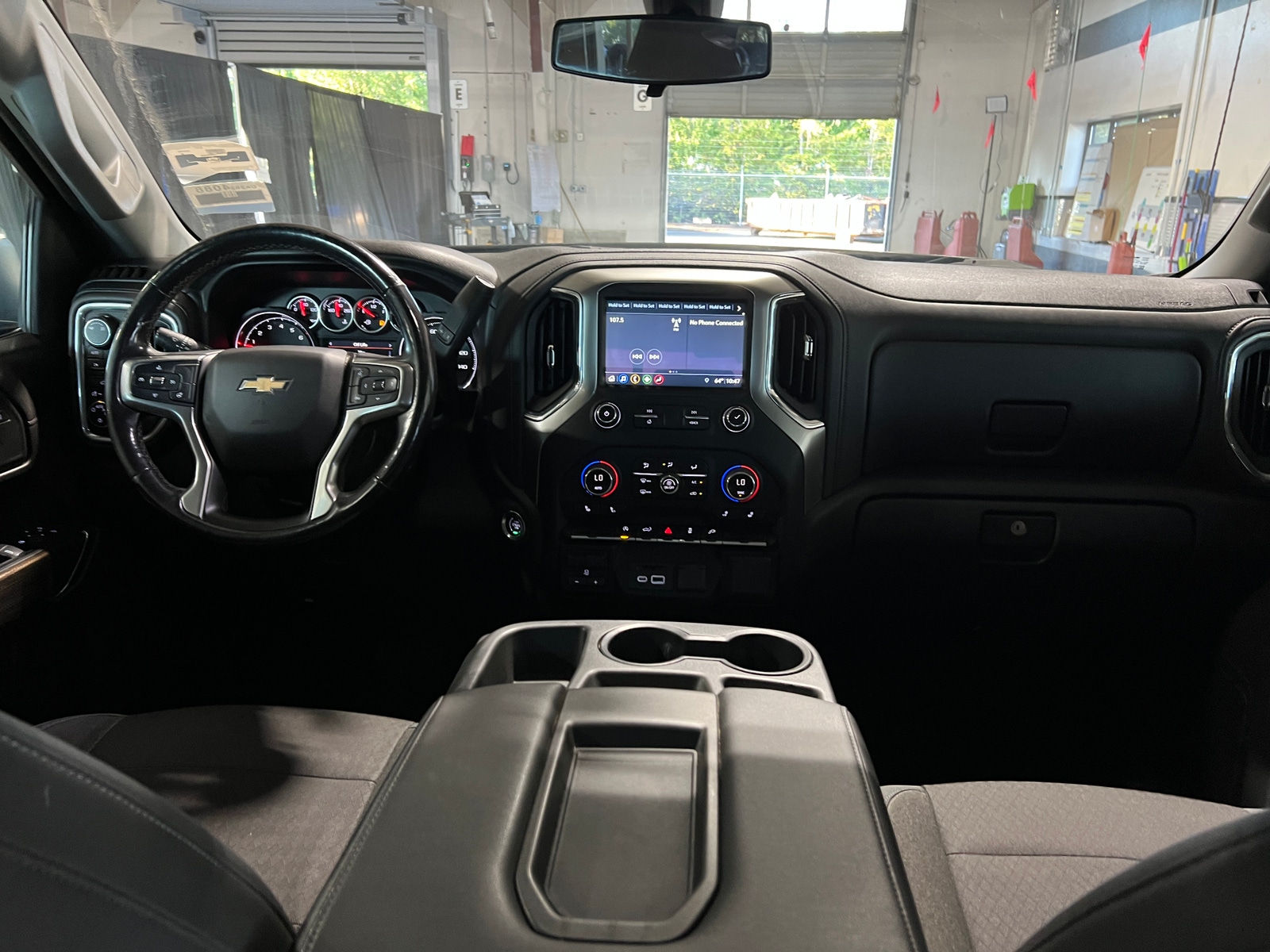 Thumbnail: 2019 Chevrolet Silverado 1500 - 3