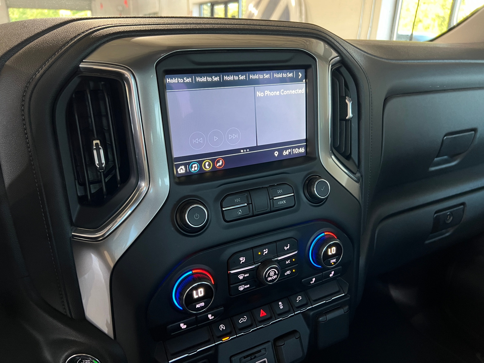 Thumbnail: 2019 Chevrolet Silverado 1500 - 4