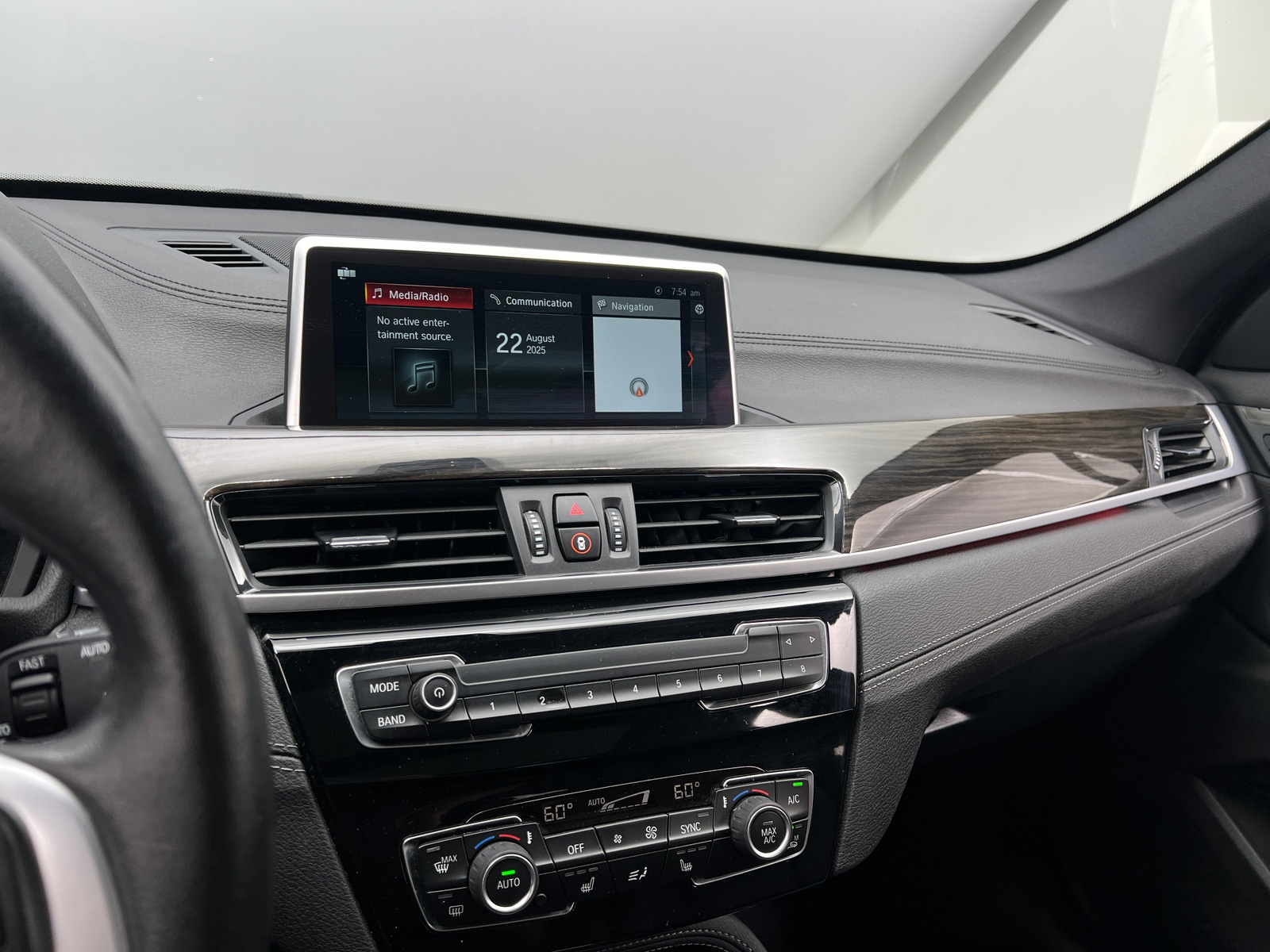 Thumbnail: 2021 BMW X1 - 3