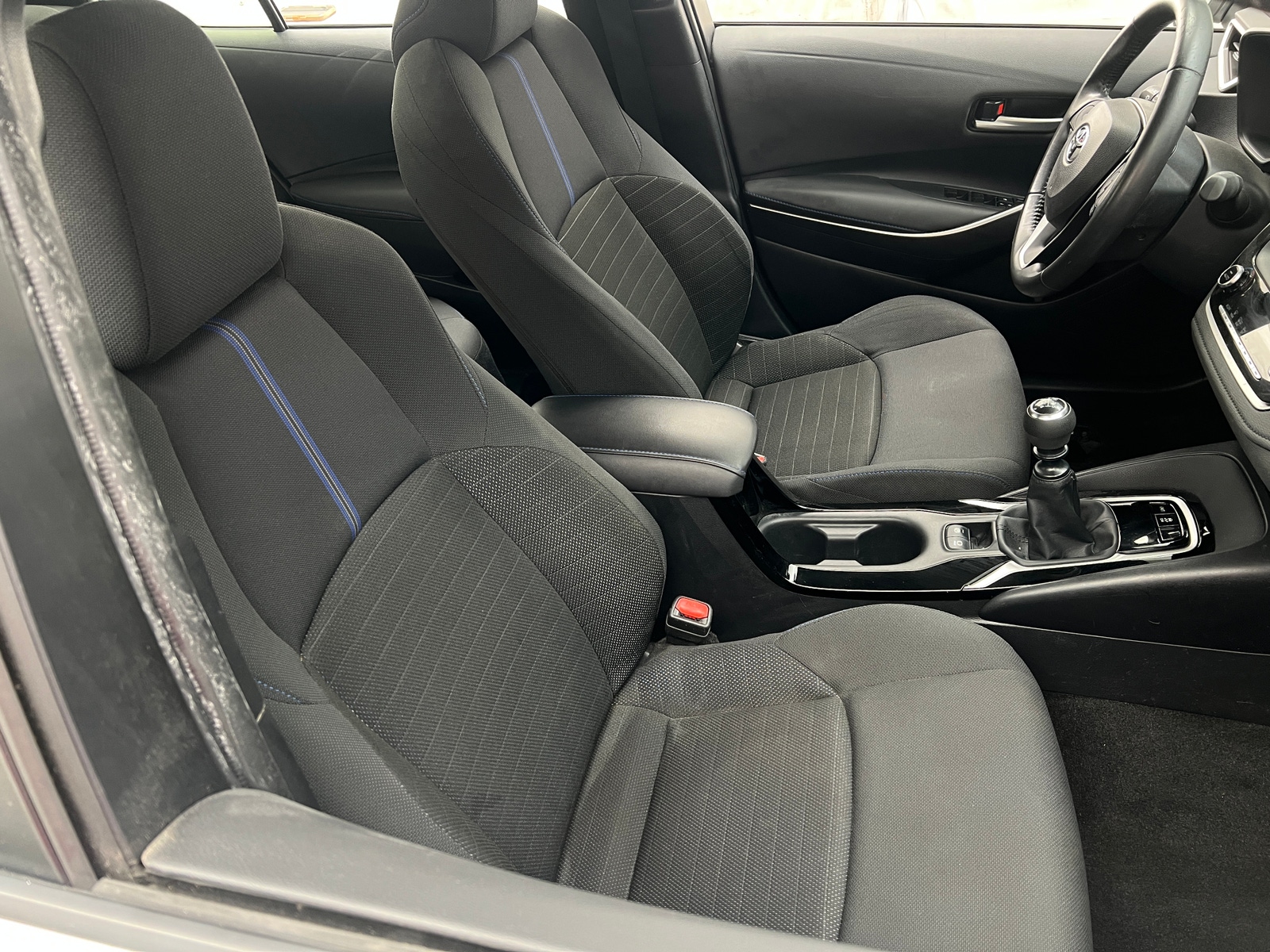 Thumbnail: 2021 Toyota Corolla - 2