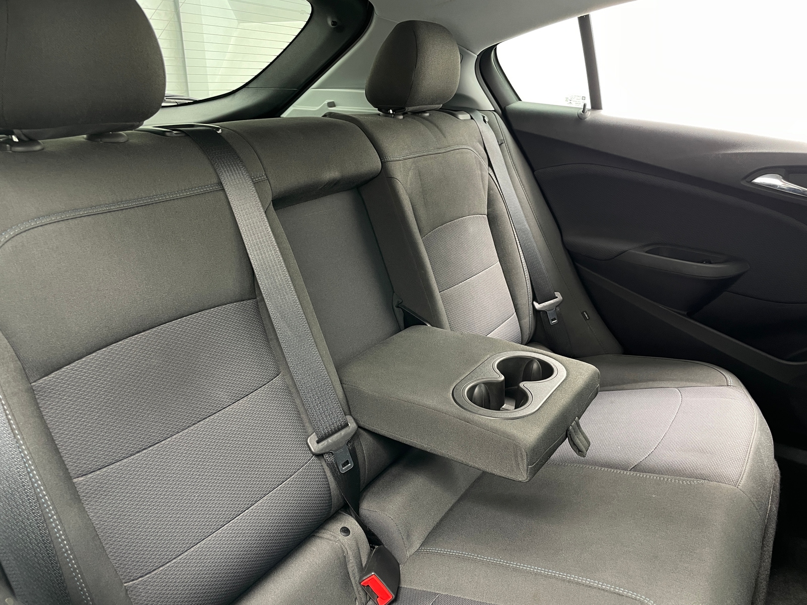 Thumbnail: 2019 Chevrolet Cruze - 6