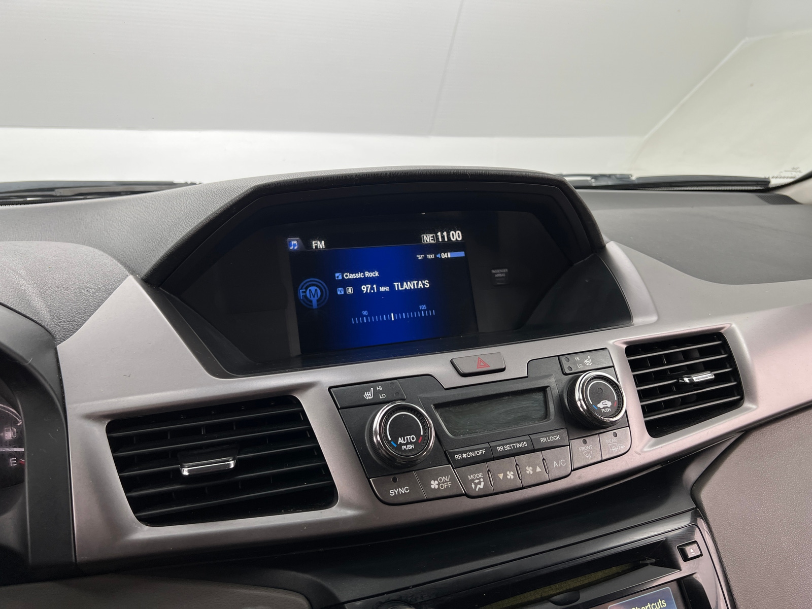 Thumbnail: 2016 Honda Odyssey - 3