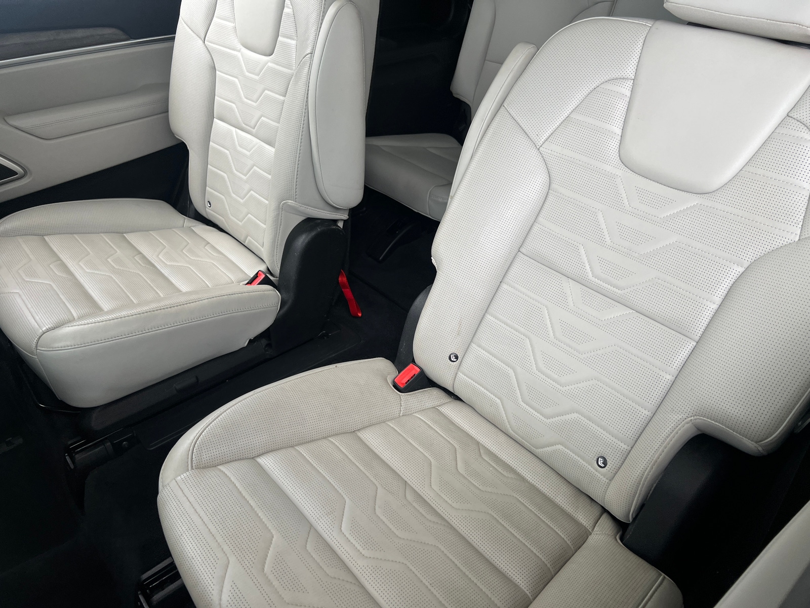 Thumbnail: 2020 Kia Telluride - 5