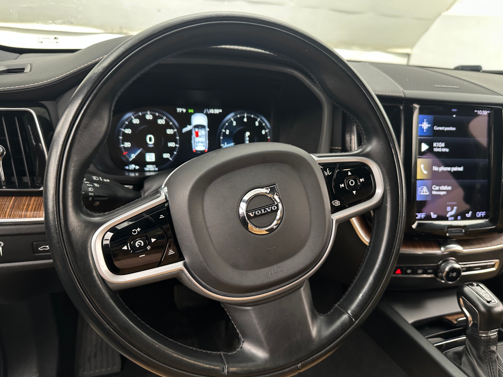 Thumbnail: 2021 Volvo XC60 - 4