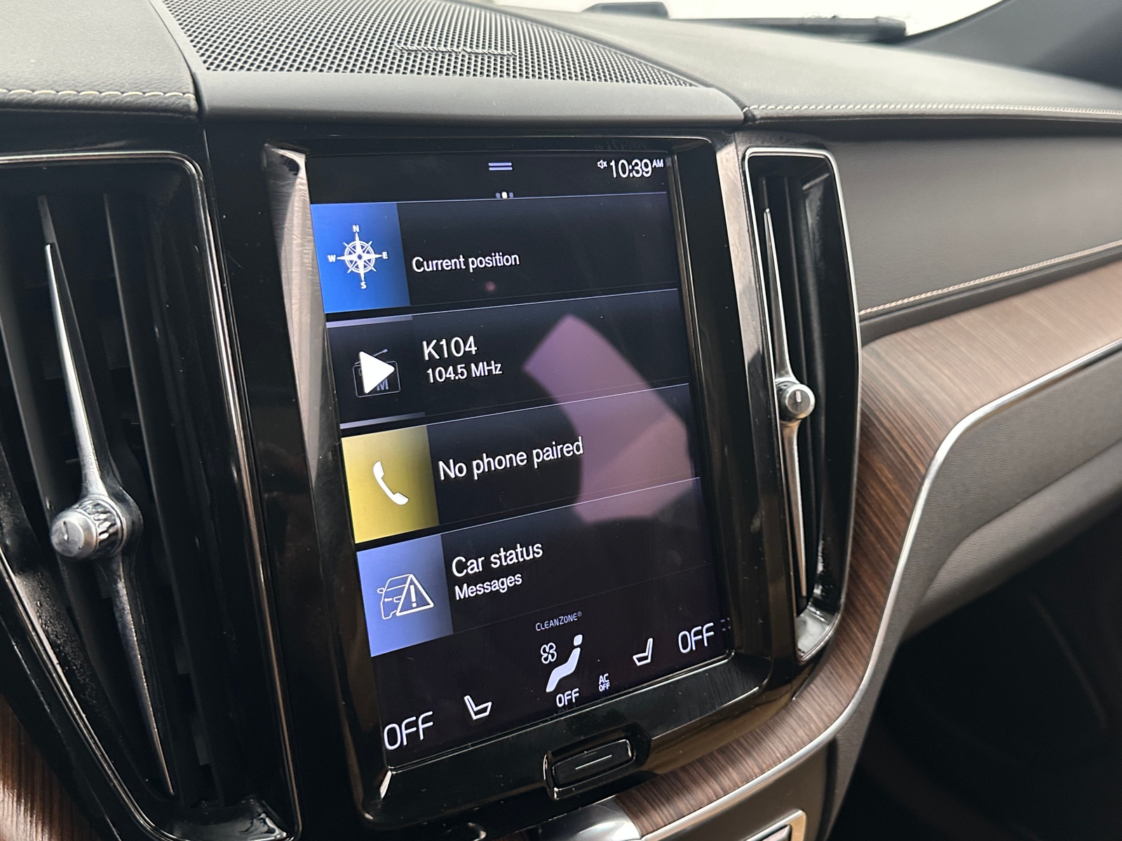 Thumbnail: 2021 Volvo XC60 - 3