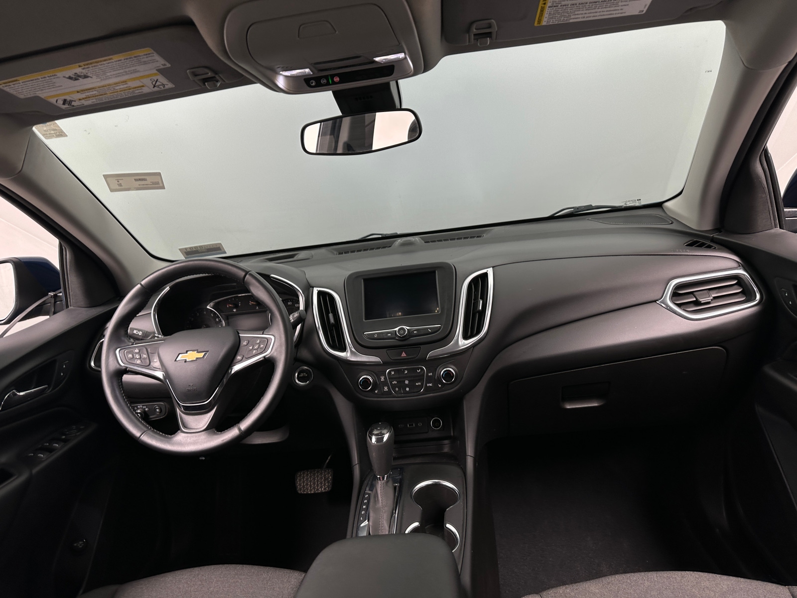 Thumbnail: 2021 Chevrolet Equinox - 3